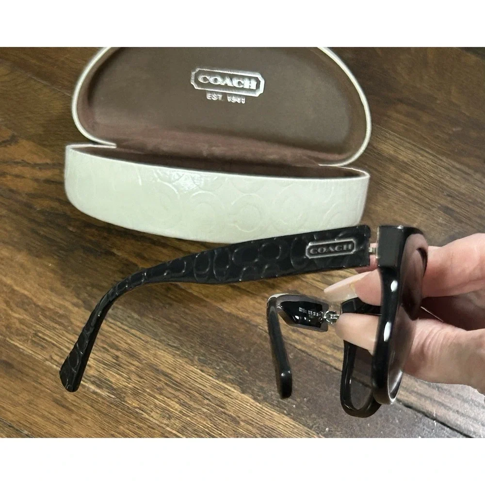 Women's Coach Sun Glasses with Case Black With Logo On Glasses - Picture 2 of 8